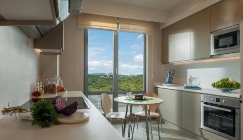 Three-Bedroom Executive Apartment