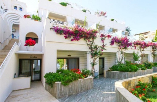 Bodrum City Center Hotel | Azka Hotel