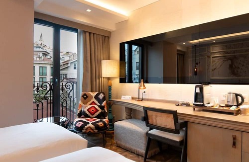 Karakoy Hotel | Burdock Hotel Istanbul, Autograph Collection