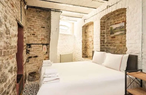 Balat Villa | Balat Heritage Close to Iconic Spots