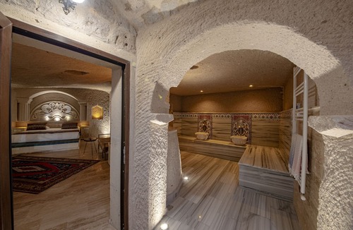 Ortahisar Hotel | Farmer Cave House