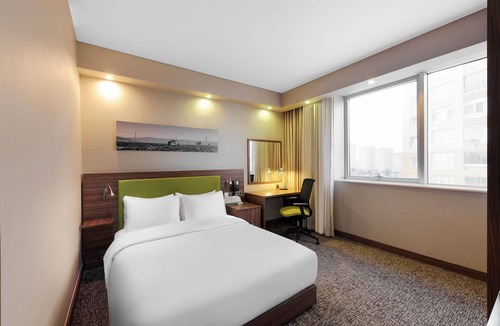 Basaksehir Hotel | Hampton by Hilton Istanbul Kayasehir