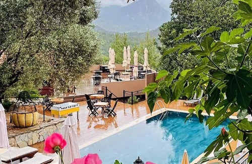 Serik House | Antalya Bodrum Kayası Dağ Oteli