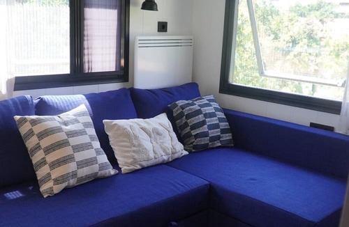 Hayitbuku House | G A I A Tiny Houses - 100 meters to the beach.