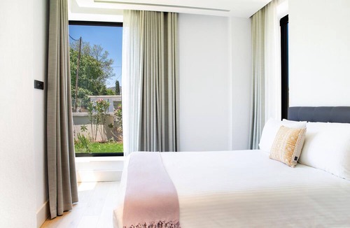 Yalı Villa | Detached Villa with Private Pool 5 min to the Beach and City Centre