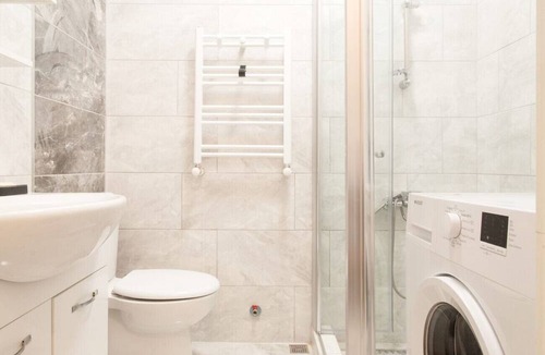 Sisli Apartment | Central Apartment in the Heart of Sisli
