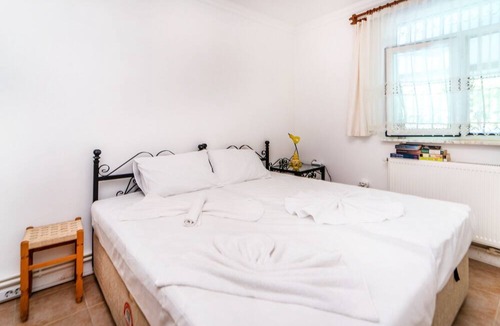 Koycegiz Villa | Dreamy Duplex Villa w Pool, Garden, BBQ in Mugla