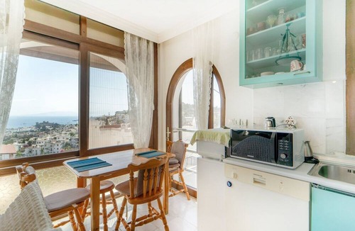 Bodrum Villa | Sea View House w Garden and Balcony 8 min to Beach