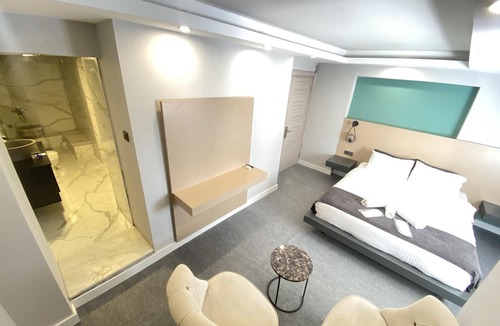 Karsiyaka Hotel | Panula Park Hotel
