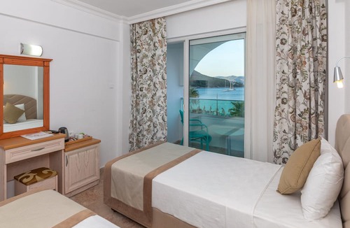 Icmeler City Center Hotel | Contess By Faros