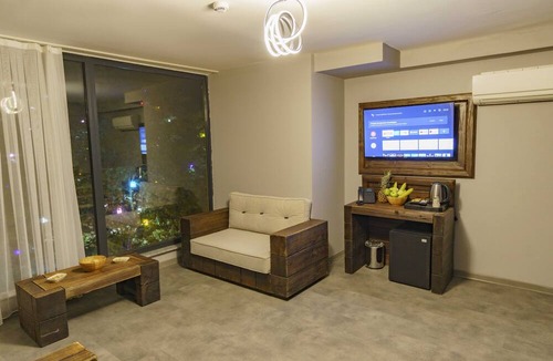 Macka Hotel | MacarTaşı Hotel