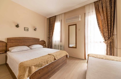 Foca Hotel | Limon Otel