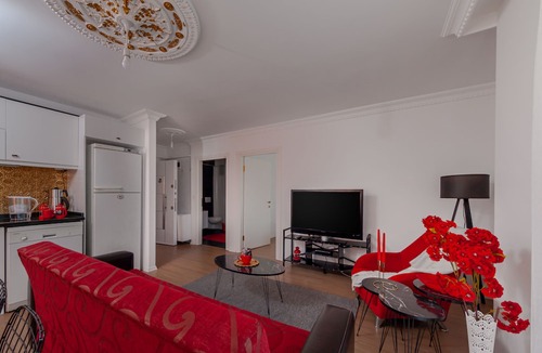 Kepez Apartment | Kırmızı Apart