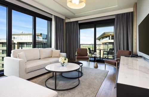 Kagithane Hotel | Mövenpick Living Istanbul Camlivadi