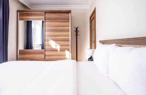 Maltepe Apartment | Convenient Flat w Balcony 7 min to IKEA