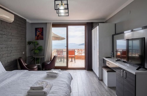 Yenifoca Hotel | Stone House Foca Butik Otel