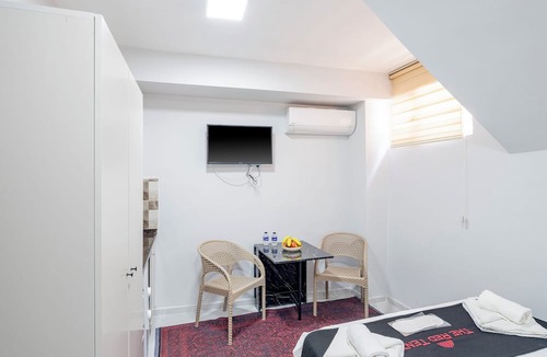 Taksim Hotel | The Red Tent Loft Suites