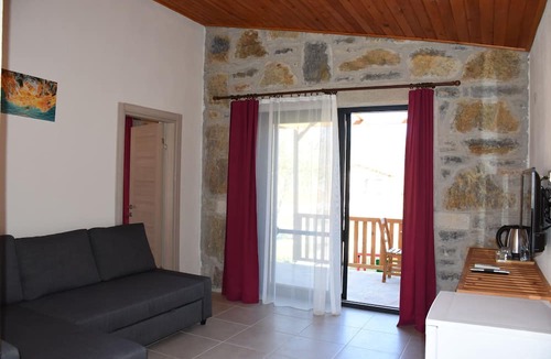 Hayitbuku Hotel | Begonvillage Tatil Evleri