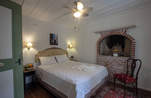 Ayvalik City Center Hotel | OPUS 1910 OTEL