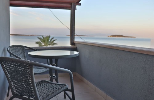 Urla Hotel | Trend Çeşmealtı Hotel & Lounge