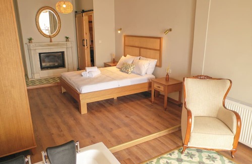 Adalar Hotel | Ank'Ada Ayanikola