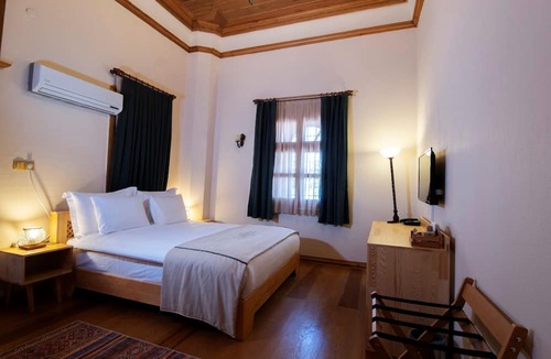 Candarli Hotel | Koçanlı Köşkü