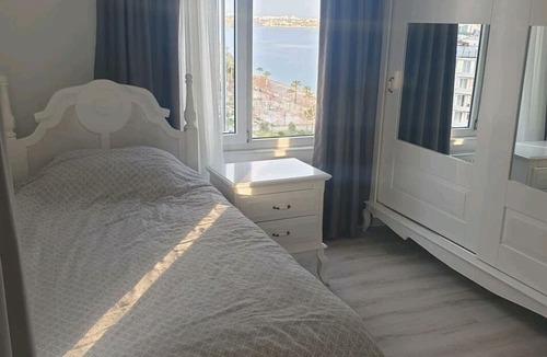Konyaalti Apartment | Antalya Konyaaltı Plajında Gemi Ev