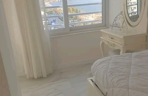Konyaalti Apartment | Antalya Konyaaltı Plajında Gemi Ev