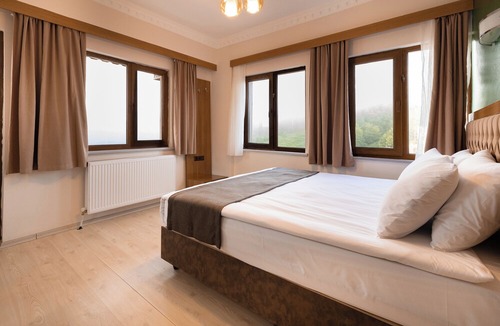 Surmene Hotel | Avulot Otel