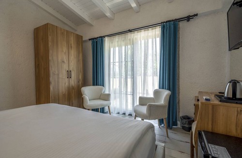 Karabaglar Hotel | Arcadius Alacati Hotel