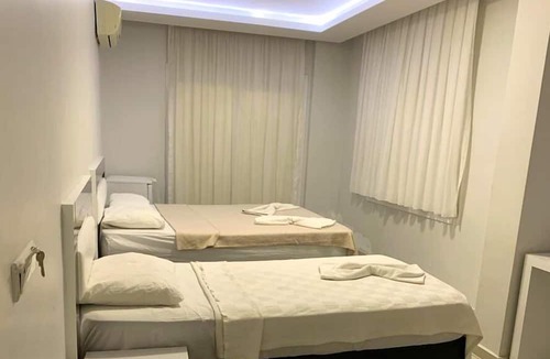Artikli Hotel | Palmiye Suit Otel