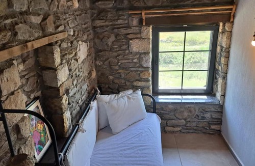 Karaburun Apartment | Peaceful Stone House with Nature View in Karaburun