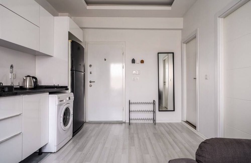 Esenyurt Apartment | Convenient and Modern Flat in Central Beylikduzu