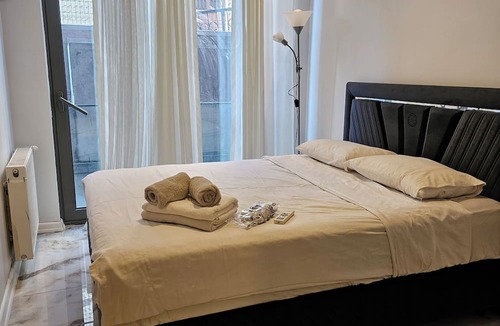 Talimhane Apartment | Taksim Perfect Residence, 2 bedrooms, Pool, Gym, Sauna