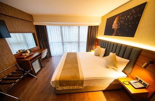 Arnavutkoy Hotel | Istport Garden