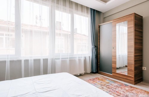 Rasimpasa Apartment | Charming Flat, 3 min to Bull Statue, 5 min to Moda