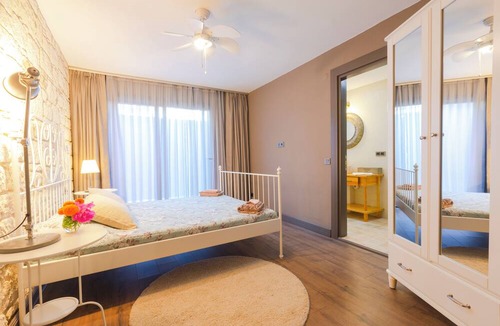 Cesme Villa | Gorgeous Duplex Villa with Chios View