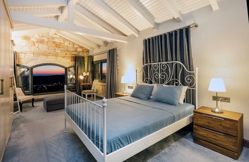 Cesme Villa | Gorgeous Duplex Villa with Chios View