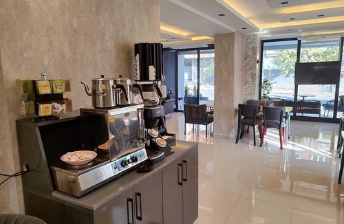 Dulkadiroglu Apartment | Cam Suites