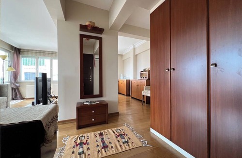 Kanlıca Mahallesi Apartment | Well Equipped Cozy Flat w/ Bosphorus View & Jacuzzi