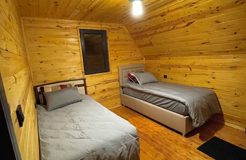 Yomra Ski Chalet | Şehi̇r Merkezi̇ne Yakin Doğa ve Deni̇z Manzarali 4 Yatakli Bungalov