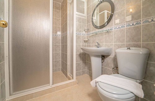Fethiye City Center House | Sea View Vibrant Flat w Balcony Right by Sea