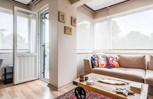 Besiktas Apartment | Charming Flat w Balcony 5 min to Zorlu Center