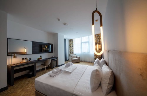 Yomra Hotel | V Center Hotel
