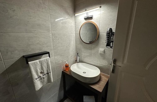 Adapazari Ski Chalet | ROSE SAPANCA STONE HOUSE SAPANCA DA Kİ EVİNİZ DOĞA VE GÖLE ÇOK YAKIN