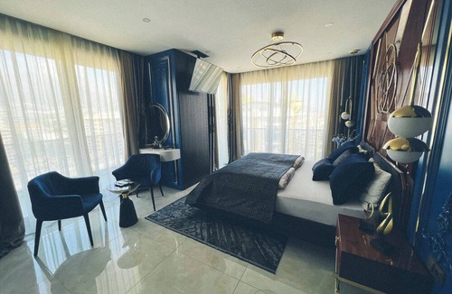 Mahmutlar Apartment | Luxus-Duplex Apartment, Whirlpool, Sea View, Bar, Bathrooms, Gym, private Beach