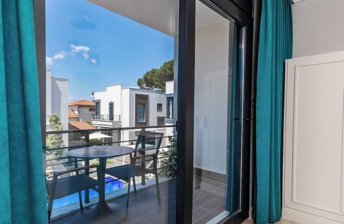 Mithatpasa Hotel | Cunda Garden
