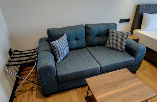 Nilufer Hotel | Gorukle Alpas Yasam Hotel