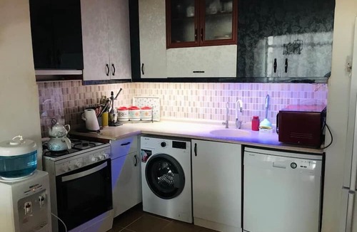 Antalya City Centre Apartment | 3+1 FAMİLY APARTMENT 6 PEOPLE ROOMS WİTH BALCONY