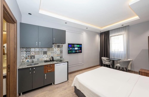 Bahcelievler Hotel | Comfort Suites Hotel